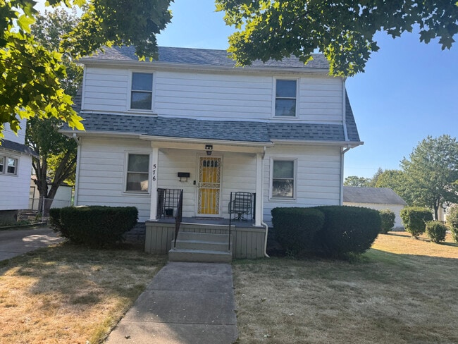 property at 576 Noah Ave