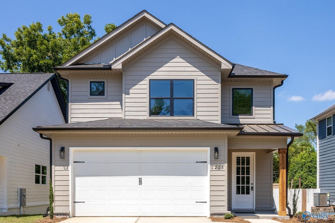 1205 Stevens Ave NE in Huntsville, AL - Building Photo