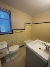 555 SW 7th St in Miami, FL - Building Photo - Building Photo