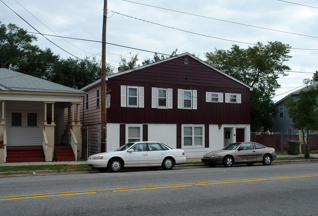 813 Castle St in Wilmington, NC - Foto de edificio - Building Photo