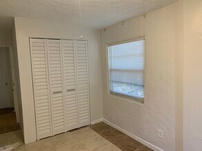 12720 NE 11th Ct in North Miami, FL - Building Photo - Building Photo