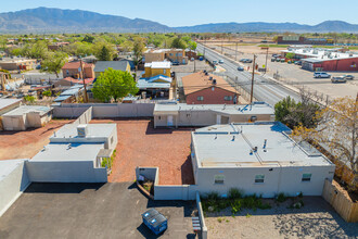 644 Louisiana Blvd SE in Albuquerque, NM - Building Photo - Building Photo