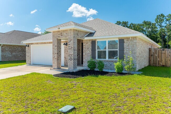 2837 Patriot Ridge Dr in Crestview, FL - Building Photo - Building Photo