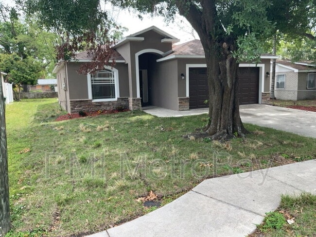 property at 7003 N Oregon Ave