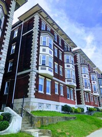 4716 Chestnut St - 8