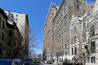 300-302 Riverside Dr in New York, NY - Foto de edificio - Building Photo