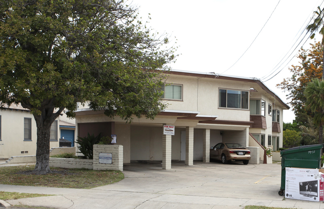 4435-4439 Menlo Ave in San Diego, CA - Building Photo