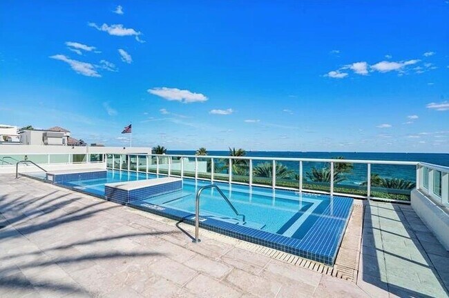 101 S Fort Lauderdale Beach Blvd, Unit 1606 in Fort Lauderdale, FL - Foto de edificio - Building Photo
