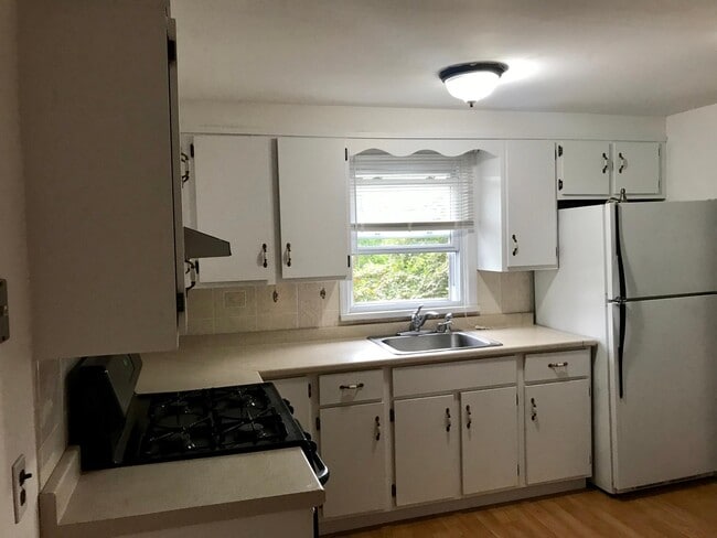 property at 21 Bar Beach Rd