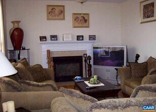 2314 Wakefield Rd in Charlottesville, VA - Building Photo - Building Photo