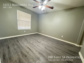 10211 Margarita Hill in Converse, TX - Building Photo - Building Photo