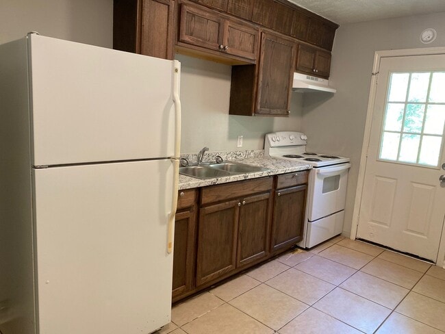 22 Gardencrest Cv in Jackson, TN - Building Photo - Building Photo