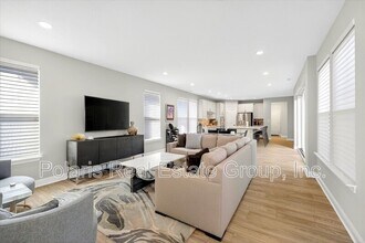 6942 Cherry Creek Blvd in Carmel, IN - Building Photo - Building Photo