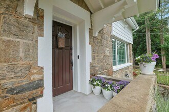 46 Griffen Ave in Scarsdale, NY - Building Photo - Building Photo