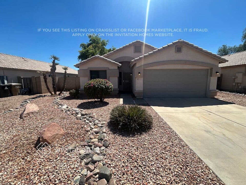 9431 W Ironwood Dr in Peoria, AZ - Foto de edificio