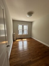 744 W Addison St, Unit 1W in Chicago, IL - Building Photo - Building Photo