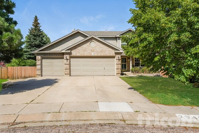 property at 7945 Holland Ct