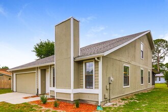 4564 Cinderbed Dr in Jacksonville, FL - Foto de edificio - Building Photo
