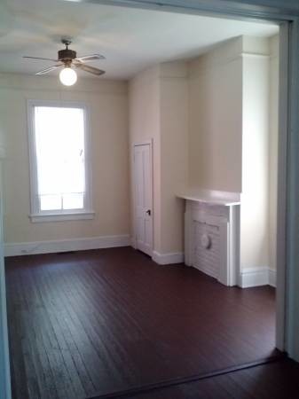 2019 Floyd Ave-Unit -LF in Richmond, VA - Foto de edificio - Building Photo