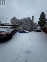 147 Lasalle Ave in Oshawa, ON - Building Photo