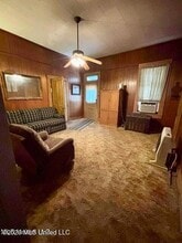 156 W Enterprise St in Brookhaven, MS - Foto de edificio - Building Photo