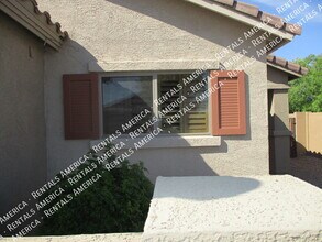 1364 E Martha Dr in Casa Grande, AZ - Building Photo - Building Photo