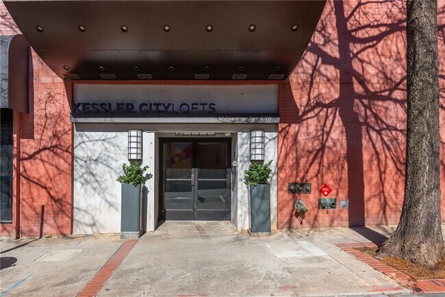87 Peachtree St SW in Atlanta, GA - Building Photo - Building Photo