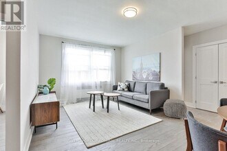 464 Spadina Rd in Toronto, ON - Building Photo - Building Photo