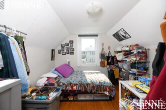 5 Beacon St, Unit 2 in Somerville, MA - Building Photo - Building Photo