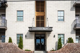 Mid-town Row in Montgomery, AL - Building Photo