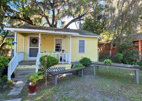 819 NW 6th Ave in Gainesville, FL - Building Photo