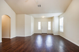 12215 Roy Mix Bohn Lane in Houston, TX - Building Photo - Building Photo