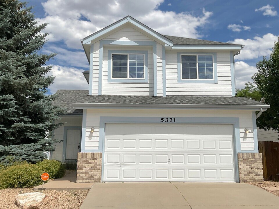 5371 Gentle Wind Rd in Colorado Springs, CO - Building Photo