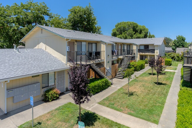 Walnutwood Apartments
