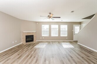 3227 Barkers Crossing Ave in Houston, TX - Building Photo - Building Photo