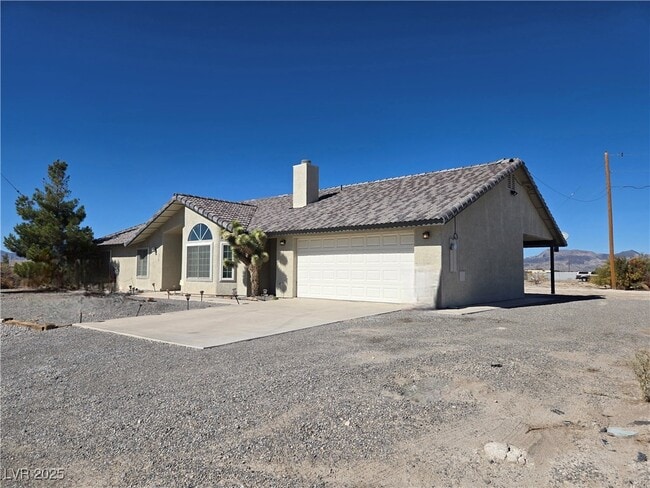 250 S E Comstock Cir in Pahrump, NV - Building Photo - Building Photo