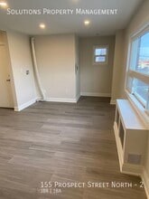 155 Prospect St N in Hamilton, ON - Building Photo - Building Photo