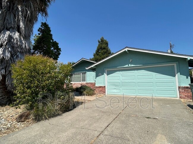 property at 271 Citrus Ave