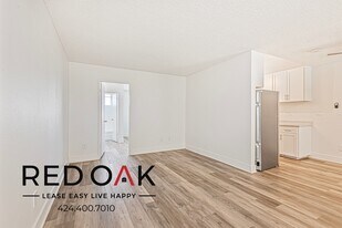 13325 Heacock St in Moreno Valley, CA - Building Photo