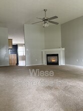 1700 Tern Pl in Springfield, IL - Foto de edificio - Building Photo