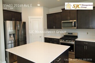 15403 201st Ave E in Bonney Lake, WA - Building Photo - Building Photo