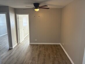 1930 S Cicero Ave in Cicero, IL - Foto de edificio - Building Photo