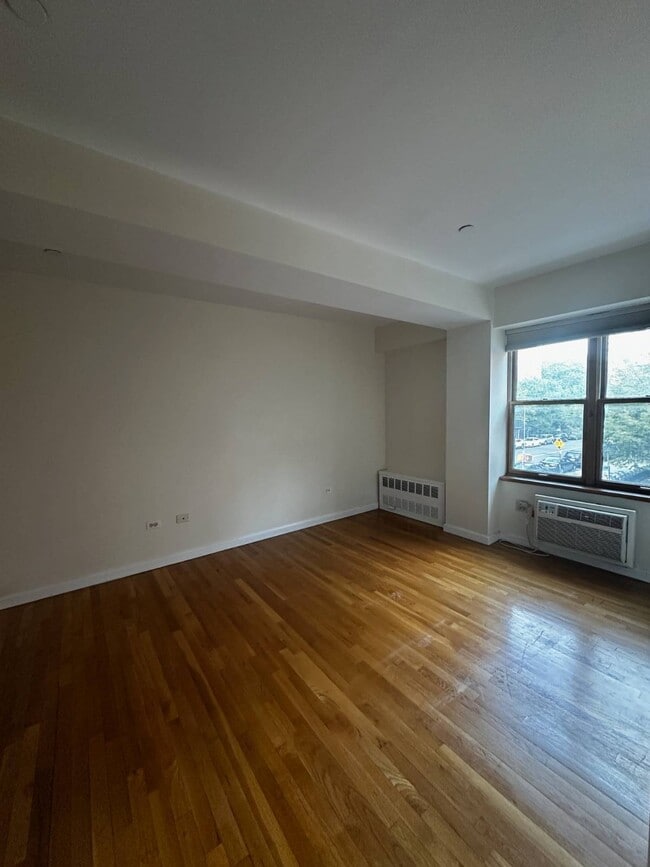 754 E 6th St in New York, NY - Building Photo - Building Photo