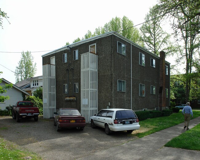 The Ivory Tower in Corvallis, OR - Building Photo - Building Photo