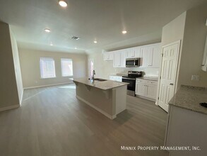 1345 Bajada St in Midland, TX - Foto de edificio - Building Photo