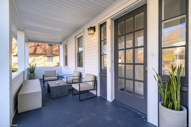 6 Fremont Pl in Norwalk, CT - Building Photo - Building Photo