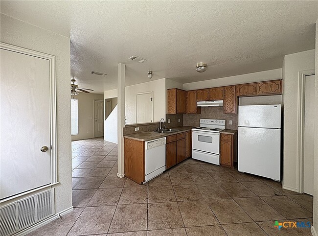 4100 Pilgram Dr in Killeen, TX - Foto de edificio - Building Photo