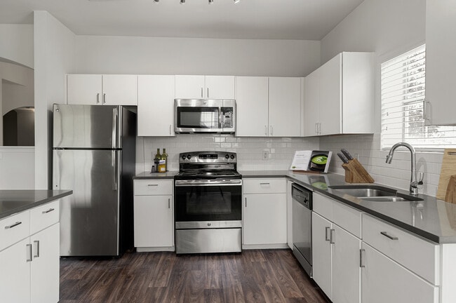 Cortland River Place in Austin, TX - Building Photo - Building Photo