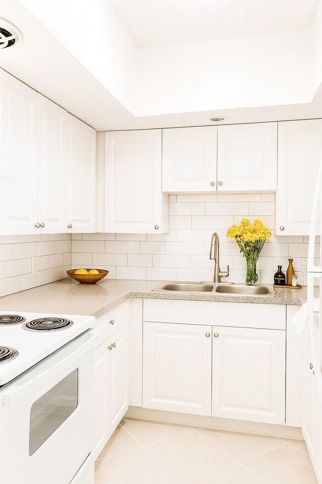 23 NE 19th Ave in Pompano Beach, FL - Building Photo - Building Photo
