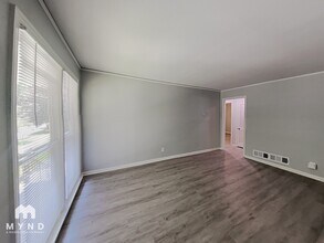 2625 Harmony Way in East Point, GA - Building Photo - Building Photo